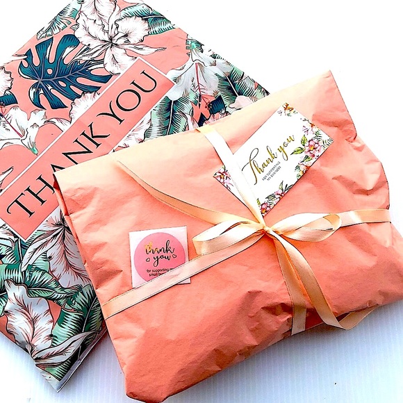 NEW Complete Poshmark Packages "Thank you!" Gift Wrap Shipping Supplies Set 6pcs - Picture 9 of 13